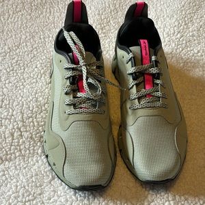 Reebok women’s sneakers NWOT size 10